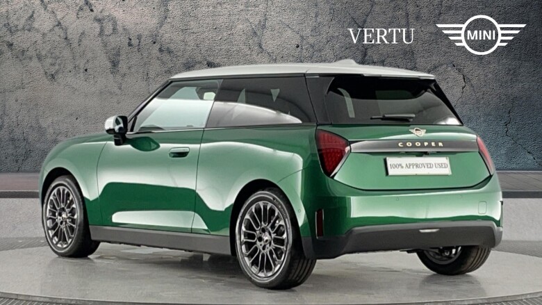 MINI Cooper 135kW E Exclusive [Level 2] 41kWh 3dr Auto Electric Hatchback